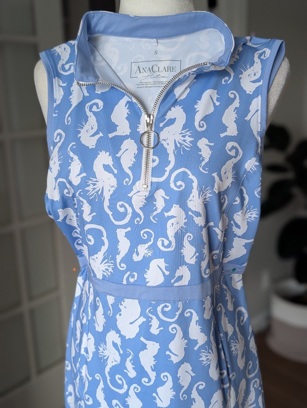 AnaClare Active Light Blue Sleeveless Seahorse Print Dress Small - Picture 6 of 10